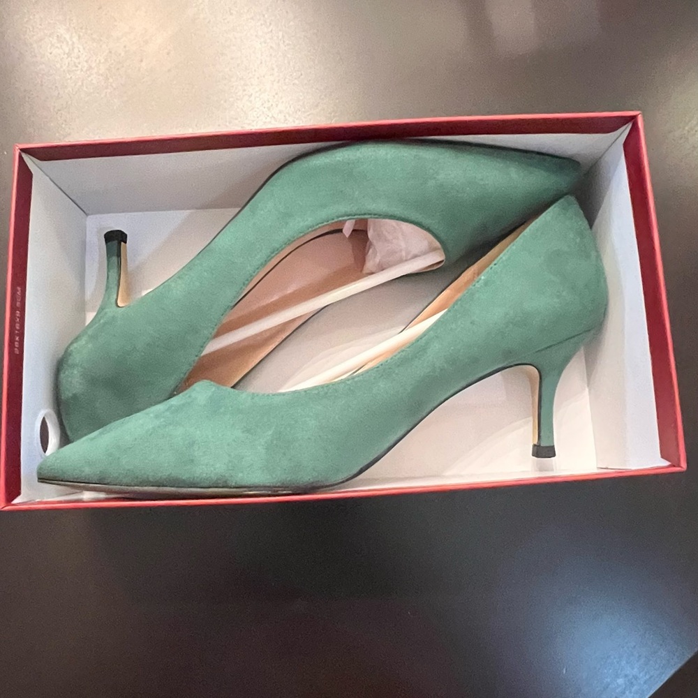 Joy In Love Green suede Heels Women's size 9 NWB Pumps Formal Suede Shoes